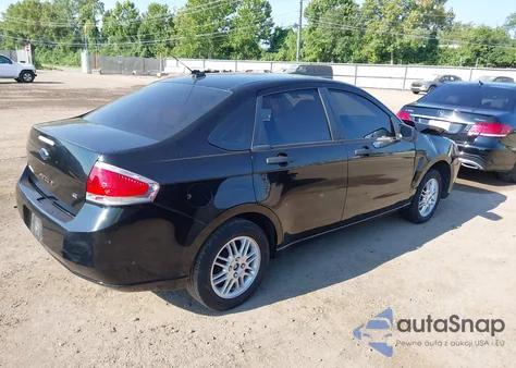 2010 Ford Focus Se z USA, uszkodzony, nr VIN 1FAHP3FN1AW117951